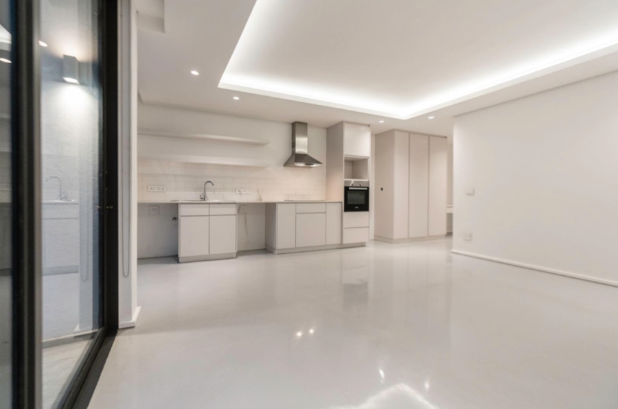 2 Bedroom Property for Sale in Woodstock Western Cape